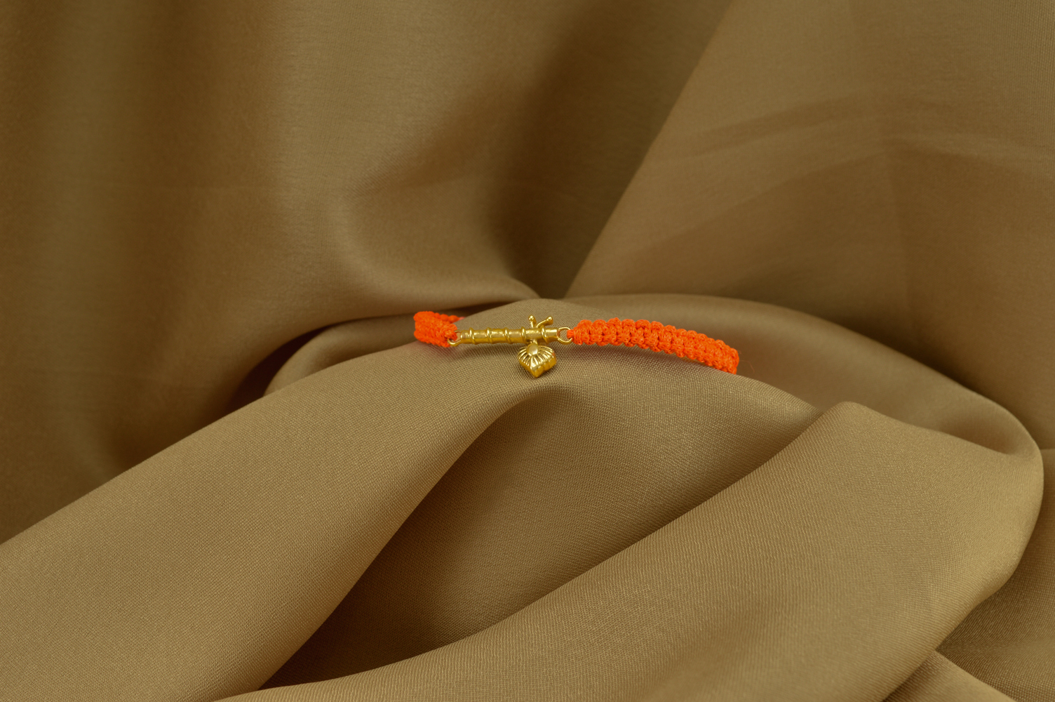 Men - Krishna ji Bansuri 24K Gold - Plated Anti Tarnished Bracelet in Orange Cotton Cord - Image 4